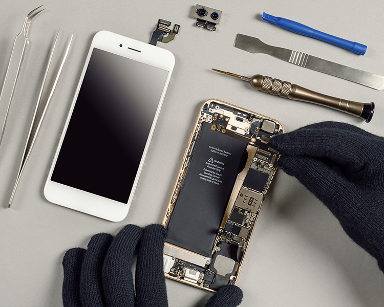 Disassembling a cell phone